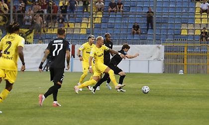 Η «μάχη» της Μαύρης Θύελλας με τους Θεσσαλονικείς: Καλαμάτα-Άρης 2-3