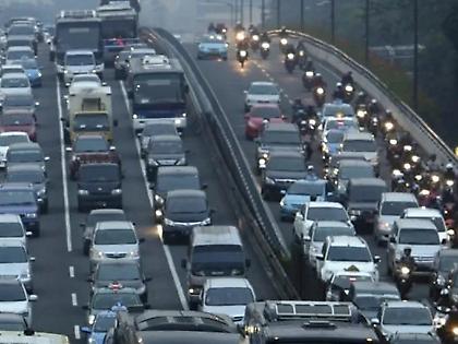 Νέα μελέτη: Μόλις 12 λεπτά διαφορά στην ώρα έναρξης των σχολείων θα μείωναν το πρωινό μποτιλιάρισμα
