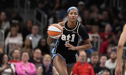 Ρεκόρ ριμπάουντ από την Έιντζελ Ρις στο WNBA
