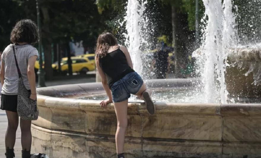Καιρος: Επιμένουν οι ζέστες - Έως 39°C ο υδράργυρος – Πότε πέφτει η θερμοκρασία