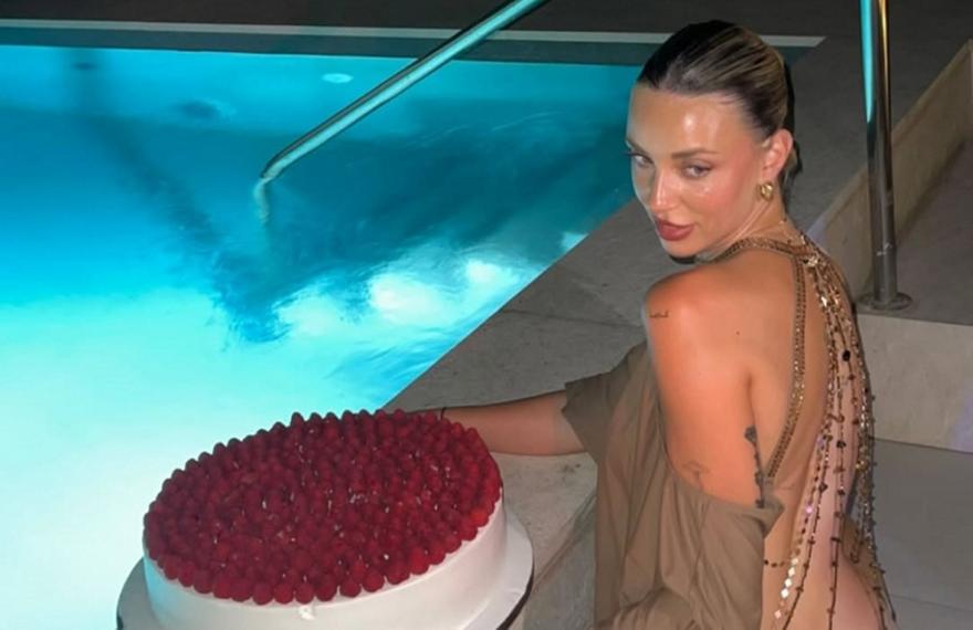 Γαρυφαλιά Καληφώνη: Dirty thirty πάρτι γενεθλίων με τον Χρήστο Μάστορα στο πλευρό της