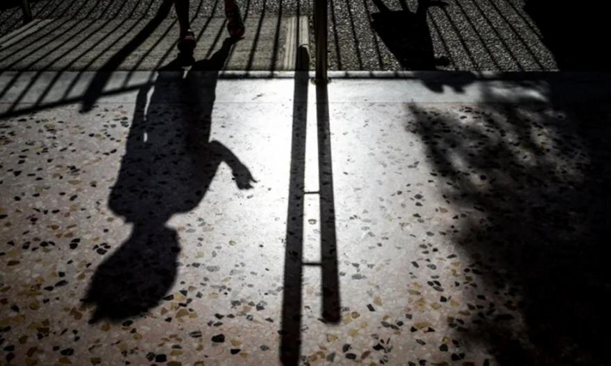 Πάτρα: Στον εισαγγελέα καθηγητής που είχε σχέση με 14χρονη μαθήτρια - Τι ισχυρίστηκε