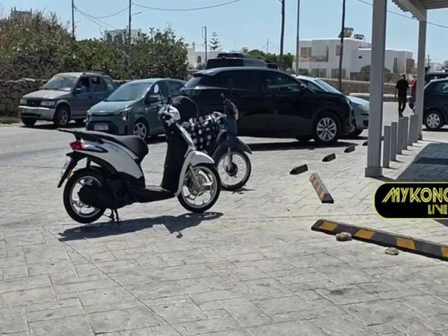 Πυροβολισμοί έξω από σούπερ μάρκετ στην Μύκονο - Βίντεο