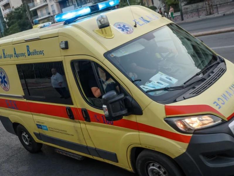 Θανατηφόρο τροχαίο στους Αγίους Αναργύρους: 76χρονος παρασύρθηκε από Ι.Χ.