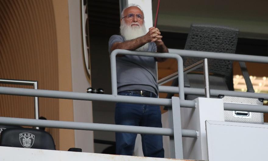 Σαββίδης στους παίκτες: «Ξεχάστε ό,τι έγινε στην Ευρώπη, να προστατεύσουμε την αξιοπρέπεια και το όνομα του ΠΑΟΚ»