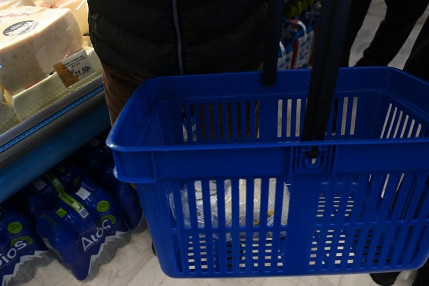 Μειωμένες τιμές από σήμερα σε πάνω από 1.660 προϊόντα – Πού φτάνουν οι εκπτώσεις