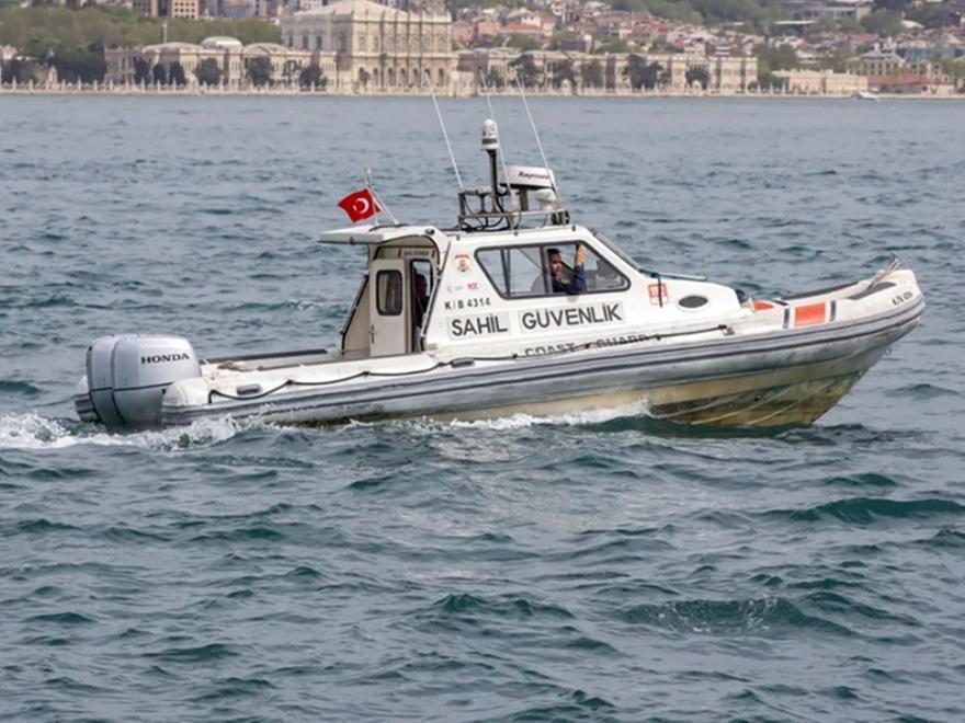 Δύο εμπορικά πλοία συγκρούστηκαν στη Θάλασσα του Μαρμαρά - Αγνοούνται 10 ναυτικοί