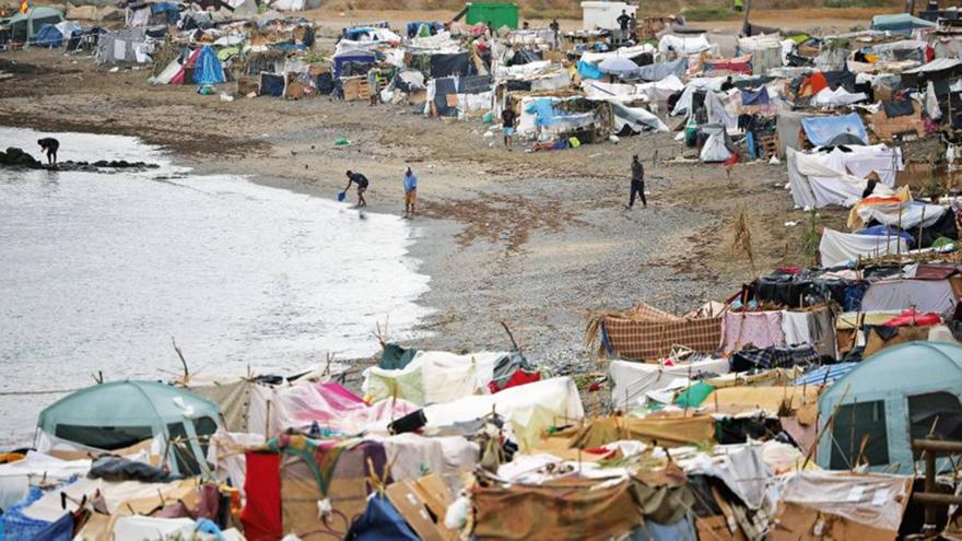 Σκηνές χάους και βίας στη Θέουτα ένα μήνα μετά