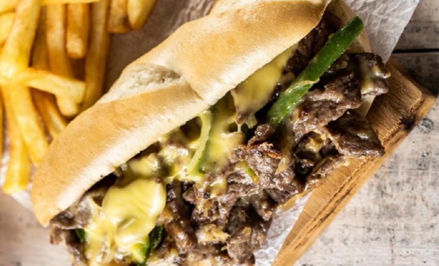 Philly Cheesesteak: Το πιο διάσημο αμερικάνικο σάντουιτς