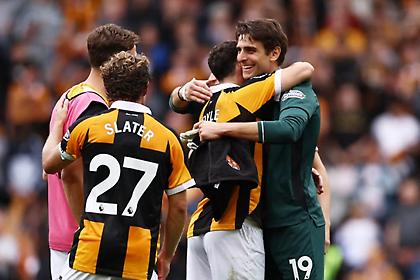 Τζολάκης και Μουζακίτης για το 3/3 στην Premier League: Xαλ-Άστον Βίλα