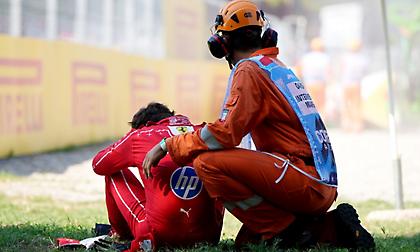 Συντετριμμένος μετά το ατύχημα στο Grand Prix της Μόντσα ο Λεκλέρ
