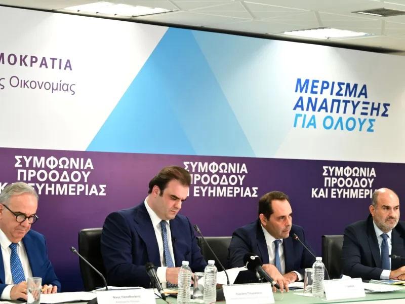 Μέτρα ΔΕΘ: Έως 570 εκατ. ευρώ ελάφρυνση για ελεύθερους επαγγελματίες - 1,67 δισ. για συνταξιούχους το 2027