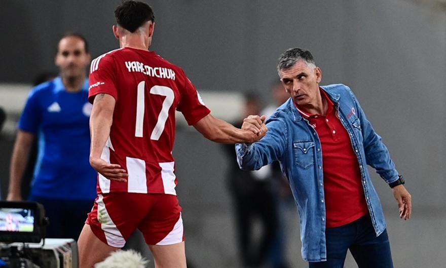 Σταματέλος: «Κινητικότητα για φορ στον Ολυμπιακό-Φαβορί για τη λίστα ο Γιάρεμτσουκ, αλλά…»