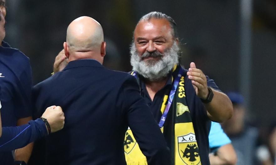 Πανηγύρισαν μαζί με τον κόσμο Νίκολιτς και Ηλιόπουλος μετά τη σπουδαία νίκη της ΑΕΚ