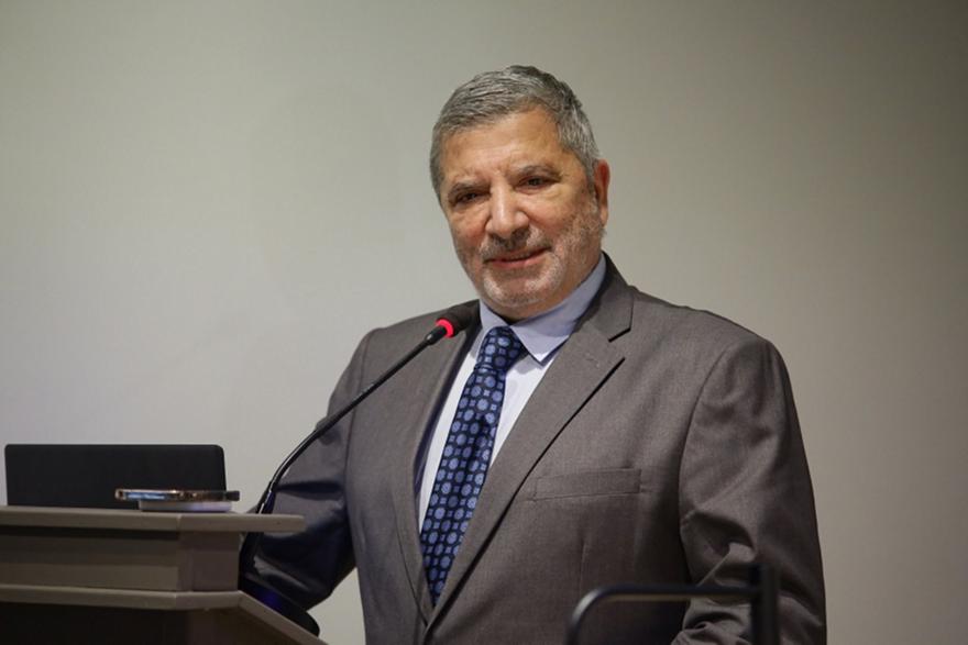 Πατούλης για ιδιωτική κλινική: Είχε άδεια παθολογικού ιατρείου, δεν μπορούσε να γίνει πλασμαφαίρεση εκεί
