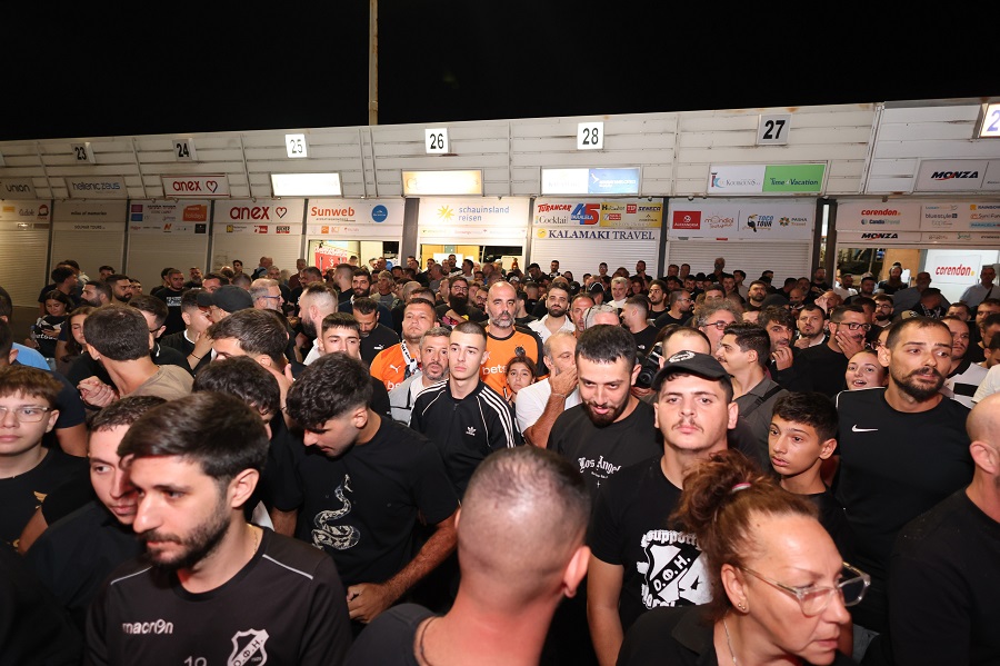 ΟΦΗ: Αποθέωση στο αεροδρόμιο για τους θριαμβευτές του Φαλήρου