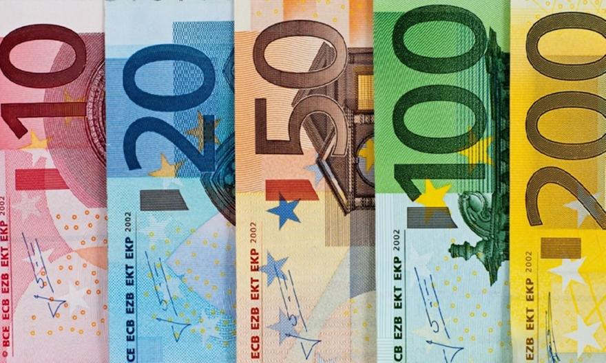 Πώς φτιάχνεται ένα χαρτονόμισμα του ευρώ; Το χαρτί, το μελάνι και το κόστος παραγωγής