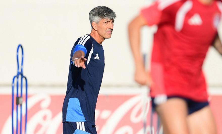Νικολακόπουλος: «Ο Ολυμπιακός θέλει… οξυγόνο με Γιαγκελόνια και λύση για γκολ από Μάριους»