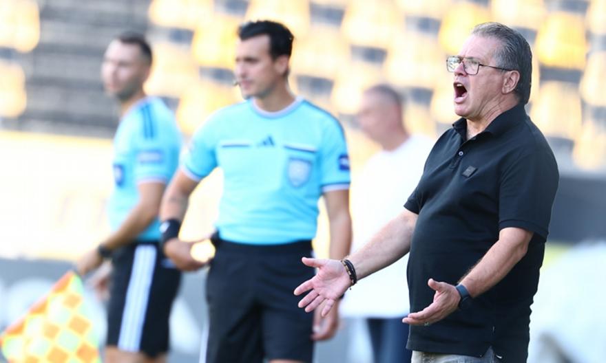 Παπαδόπουλος: «Το παιχνίδι κρίθηκε στη φάση του δοκαριού, συγχαρητήρια στον Άρη και στην ομάδα μας»