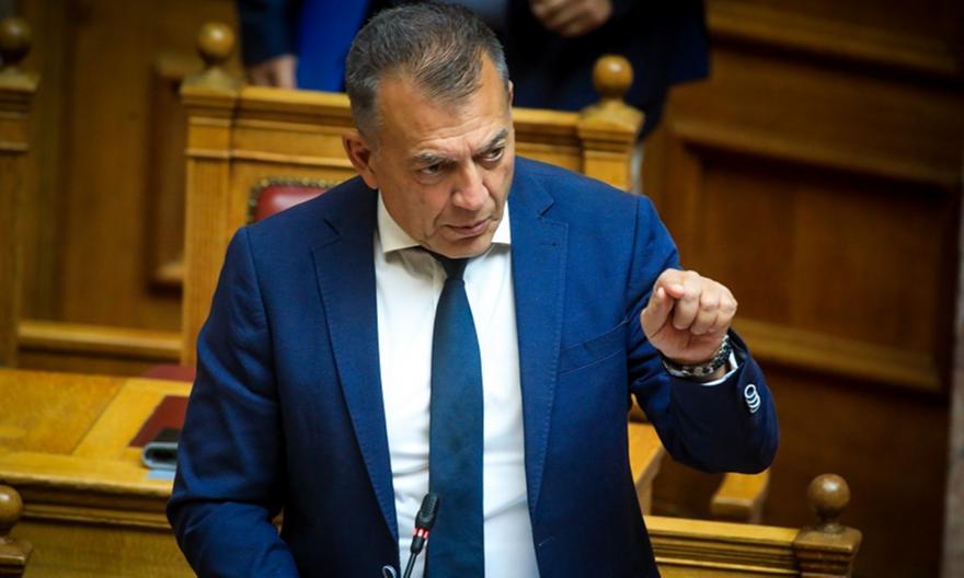 Επίθεση Άρη σε Βρούτση: «Η υποκρισία σας ξεχειλίζει, εσείς ο ίδιος ''πυροβολείτε'' το ποδόσφαιρο - Αλλάξτε απόφαση»!