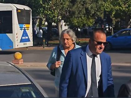 Στον ανακριτή ο υπνοθεραπευτής που έλαβε φωτογραφία του Γιώργου Μαζωνάκη - Τα ερωτήματα που προκύπτουν