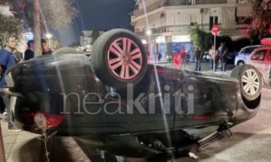 Σοβαρό τροχαίο στο Ηράκλειο: Ανετράπη αυτοκίνητο - Στο νοσοκομείο η οδηγός που είχε εγκλωβιστεί