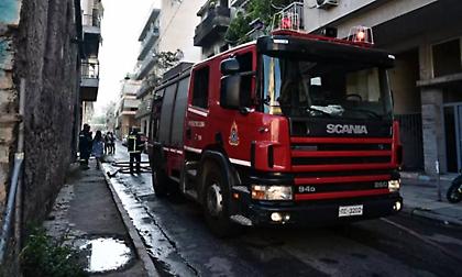Πειραιάς: Προληπτική εκκένωση ξενοδοχείου λόγω καπνών
