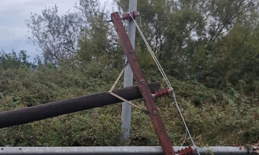 Ανεμοστρόβιλος έπληξε χωριά στον Δήμο Πάργας