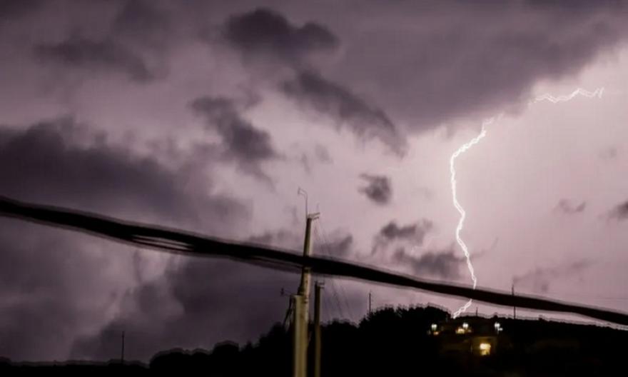 Έκτακτο δελτίο επιδείνωσης καιρού: Ισχυρές βροχές και καταιγίδες από απόψε – Ποιες περιοχές θα επηρεαστούν