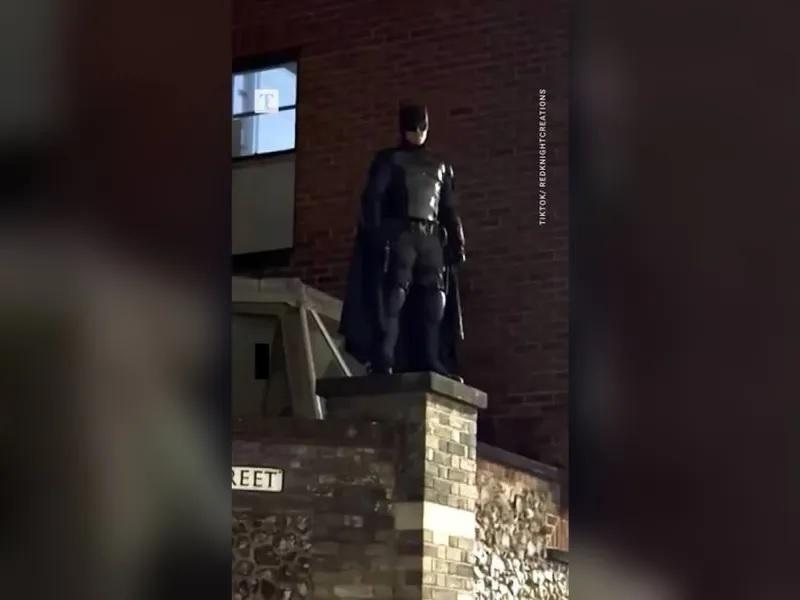 Ντύθηκε Batman για πάρτι και κατέληξε να κυνηγά κλέφτη (video)