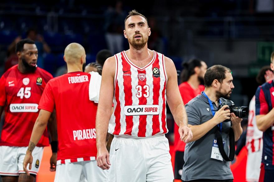 Χωρίς Μιλουτίνοφ ο Ολυμπιακός κόντρα στη Ζαλγκίρις