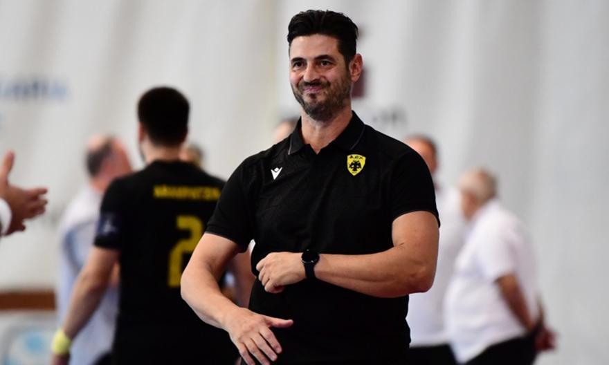 Αλβανός: «Ήμασταν πιο αποφασισμένοι και φτάσαμε στη νίκη, περιορίσαμε τον ΠΑΟΚ στις ειδικές συνθήκες»