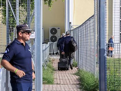 Δίκη για τα Τέμπη: Άρση απορρήτου στο κινητό του σταθμάρχη - Συνεχίζονται οι καταθέσεις συγγενών