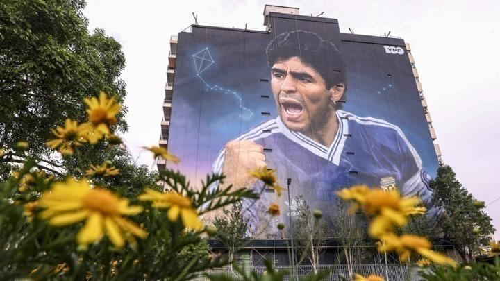 Δείχνονται… με το δάκτυλο στη «δίκη Μαραντόνα»!