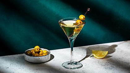 Olive Oil Martini: Ένα ξεχωριστό Martini με ελαιόλαδο Τσουνάτης