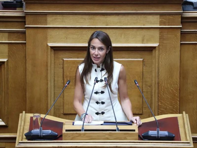 Μιχαηλίδου: Μέσα στον Οκτώβριο η προκαταβολή 50% για το «Ανακαινίζω» – Έρχεται το «Σπίτι μου ΙΙΙ»