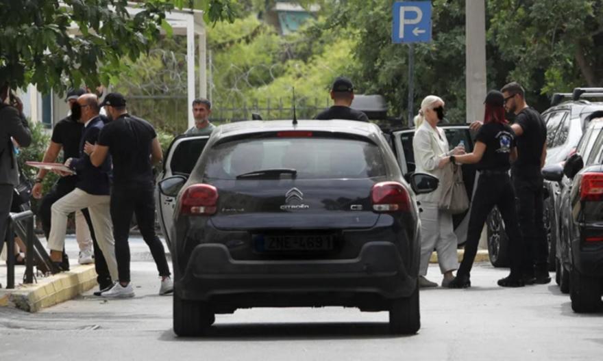 Υπόθεση Μαζωνάκη: «Δεν μπορώ να πω με βεβαιότητα πώς έπαθε ανακοπή» – Οι απολογίες των δύο γιατρών
