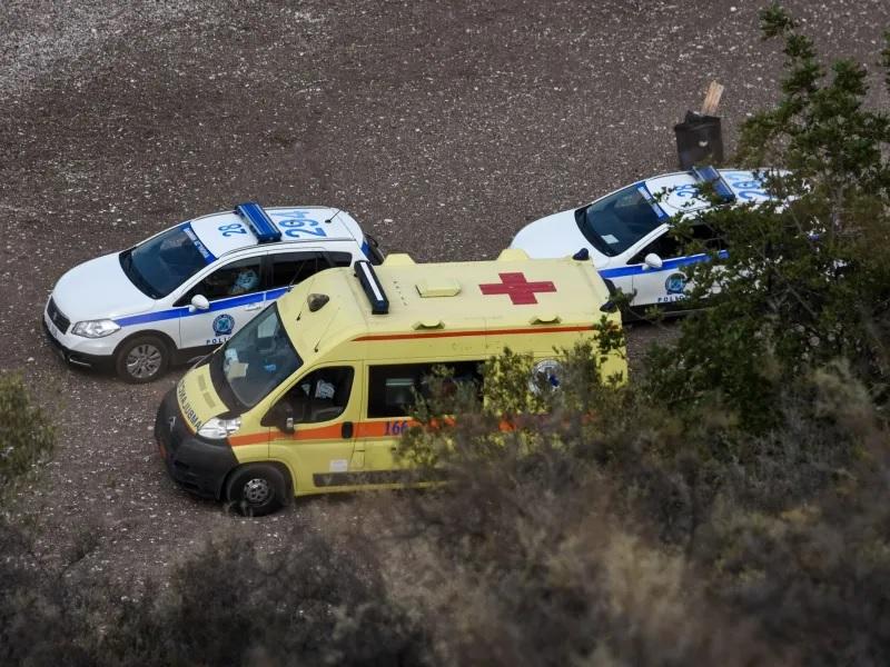 Άγριο επεισόδιο ενδοικογενειακής βίας στο Λαύριο - Μαχαίρωσε την πρώην σύζυγό του και τον σύντροφό της