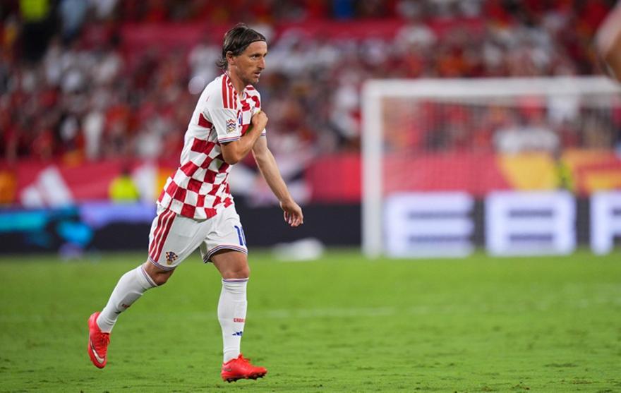 Μόντριτς μετά το 7-0: «Πρώτη φορά νιώθω ντροπή μετά από 20 χρόνια»