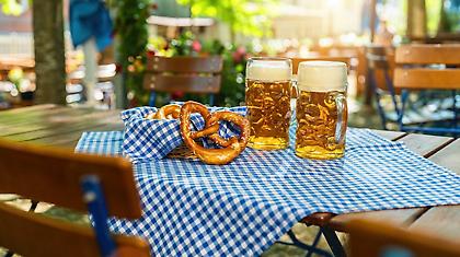 Oktoberfest 2026: Η Αθήνα γιορτάζει με μπίρα, γερμανικές γεύσεις και εκπλήξεις
