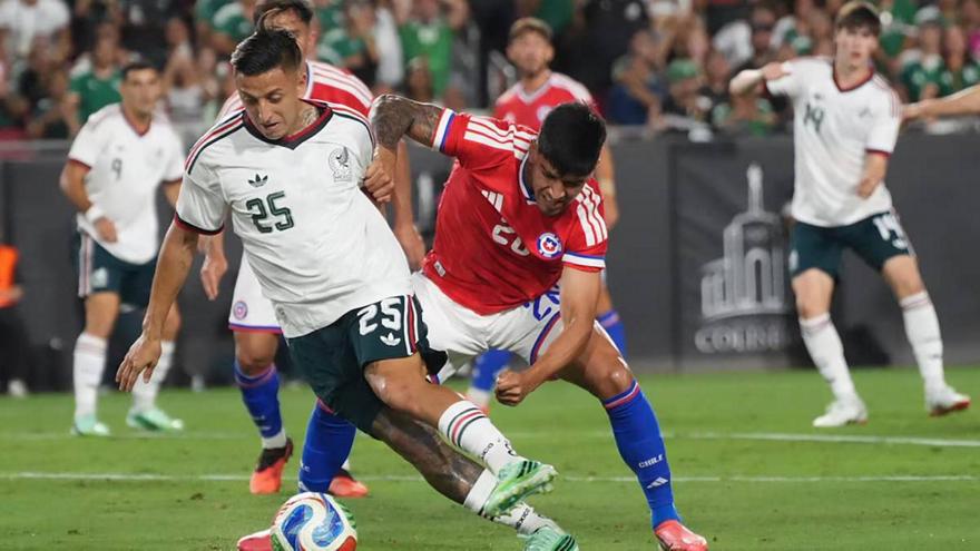 Μεξικό-Χιλή 0-2: Βασικός ο Γκονζάλες του Ολυμπιακού, στον πάγκο ο Πινέδα