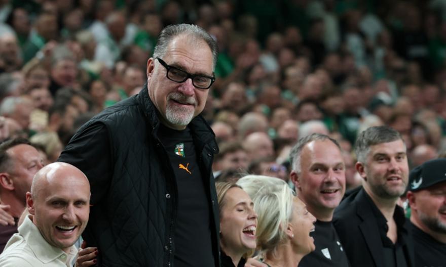 EuroLeague: Πρόστιμο 30.000 ευρώ και ποινή για τη Ζάλγκιρις για τα πανό στο ματς με τον Ολυμπιακό