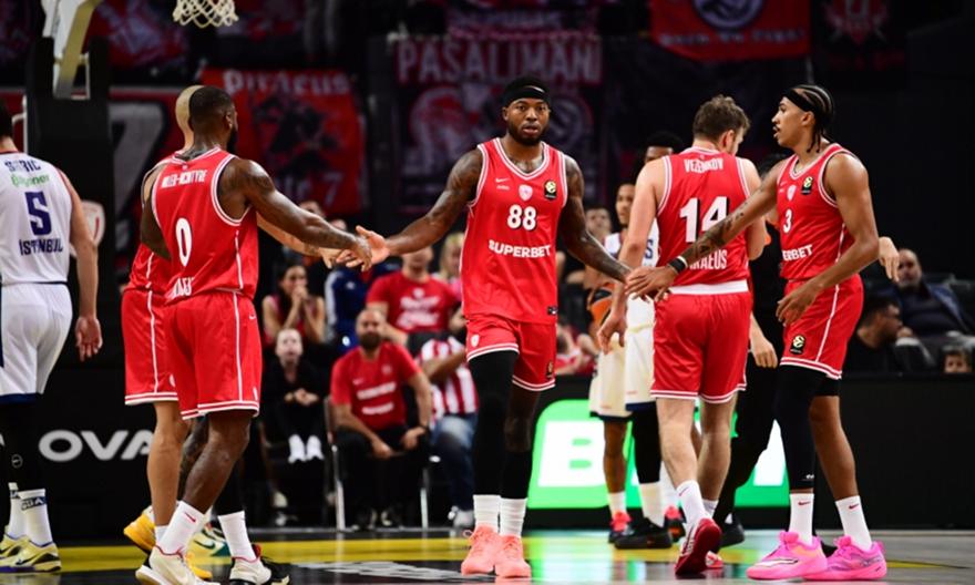 Η «πρώτη» των Πειραιωτών στη SUNEL Arena: Ολυμπιακός-Εφές (4η περίοδος)