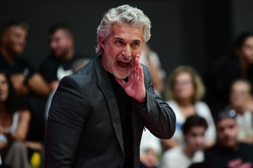 Ζιάγκος: «Ανασυγκροτηθήκαμε πνευματικά στο δεύτερο ημίχρονο»
