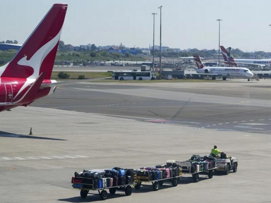 Συναγερμός σε πτήση της Qantas λόγω... κοριών - Καθηλώθηκε αεροσκάφος στη Ρώμη