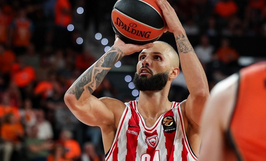 Φουρνιέ: «Δεν θέλεις να μάθεις τι είπε ο κόουτς στο ημίχρονο – Ορισμένες φορές πρέπει να χάσεις τον εαυτό σου…»
