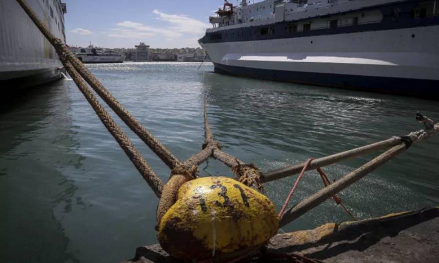 Απαγορευτικό απόπλου από Πειραιά, Ραφήνα και Λαύριο - Δεν εκτελούνται τα δρομολόγια των υδροπτέρυγων προς Αργοσαρωνικό