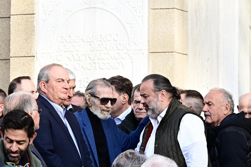 Ηλιόπουλος για Βαρδινογιάννη: «Ντόμπρος, ωραίος άνθρωπος - Ευτυχής που τον γνώρισα από κοντά»