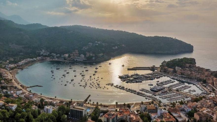 Happy Traveller: Ο Ευτύχης Μπλέτσας ταξιδεύει στη Μαγιόρκα