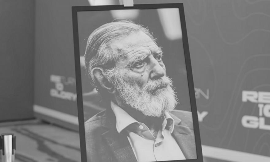 Η τιμή στη μνήμη του «καπετάνιου», η βράβευση Κουρμπέλη-Κώτσιρα και το τρίτο μάτι της πεντάρας του Παναθηναϊκού